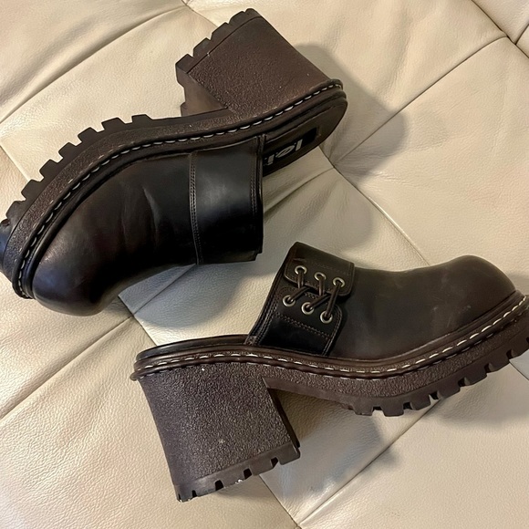 🖤SOLD🖤 Vintage L.e.i. Brown clog mules - Picture 1 of 5